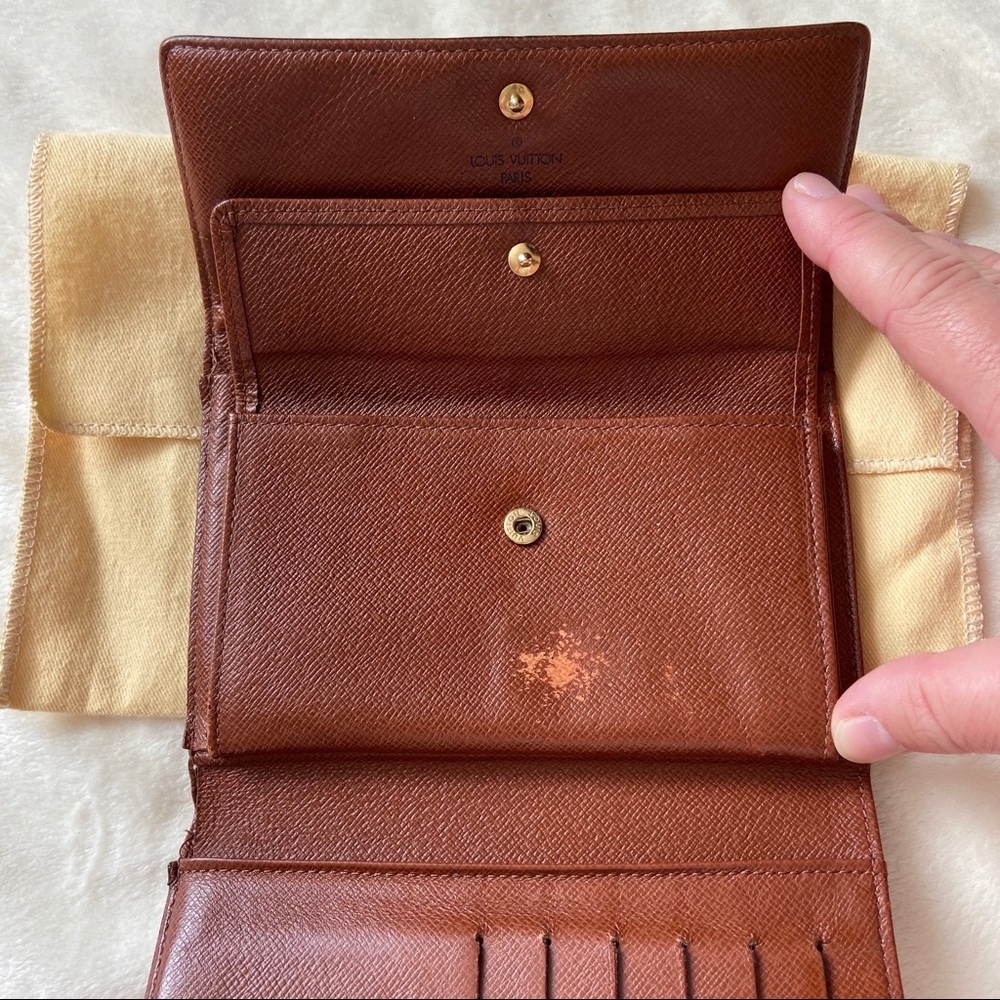 Louis Vuitton Monogram Wallet - Picture 6 of 8